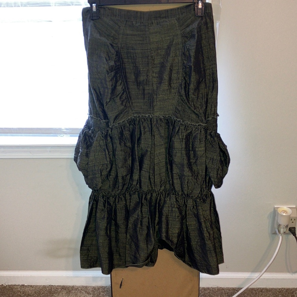 Pile OU Face Skirt